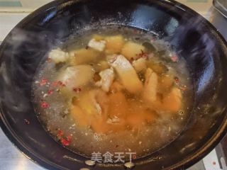 排骨粉条炖酸菜的做法步骤：5