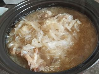 排骨粉条炖酸菜的做法步骤：11