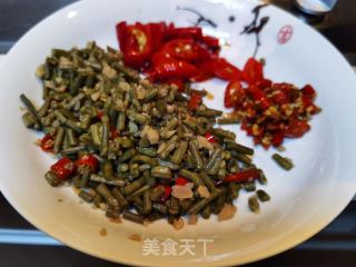 酸辣泡椒炒鸡胗的做法步骤：5