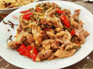 酸辣泡椒炒鸡胗的做法步骤：8
