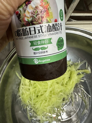 凉拌莴笋丝的做法步骤：3