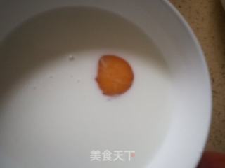 牛奶西红柿布丁的做法步骤：2