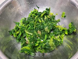凉拌红萝卜菠菜粉丝的做法步骤：3