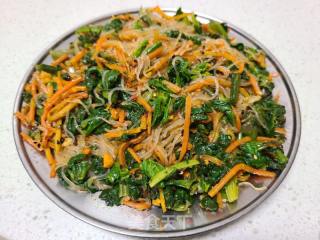 凉拌红萝卜菠菜粉丝的做法步骤：9
