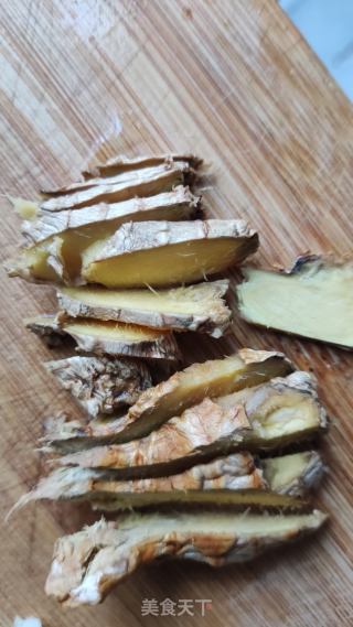 鸡蛋豆腐鲫鱼汤的做法步骤：4