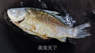 鸡蛋豆腐鲫鱼汤的做法步骤：7
