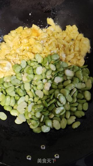 鸡蛋炒蚕豆的做法步骤：3