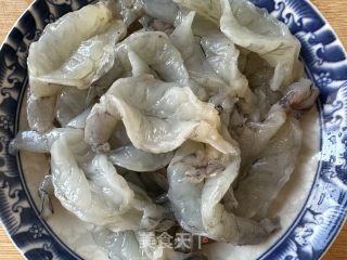 葱香虾球的做法步骤：2