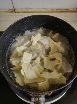 清汤白菜水饺的做法步骤：4