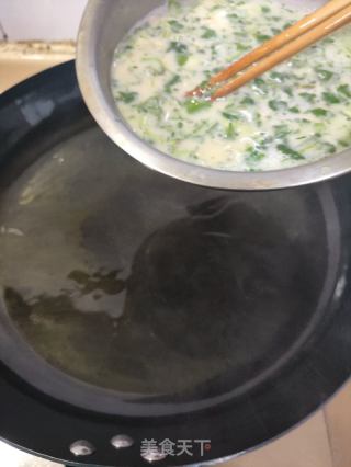 香菜炒鹅蛋的做法步骤：6