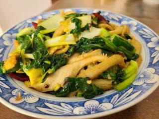 黑白菜炒牛肚丝的做法步骤：7