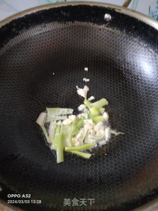 素炒油白莱的做法步骤：4