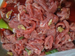 金针菇拌牛肉的做法步骤：5