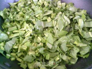 鸡蛋糙米饭炒油菜蕻的做法步骤：5