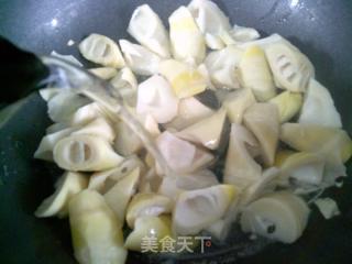 鲜虾烧雷笋的做法步骤：5