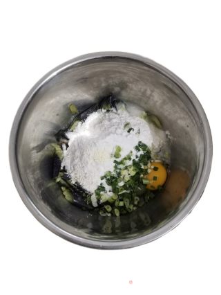 茄子饼的做法步骤：2