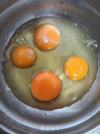 大葱炒鸡蛋的做法步骤：1