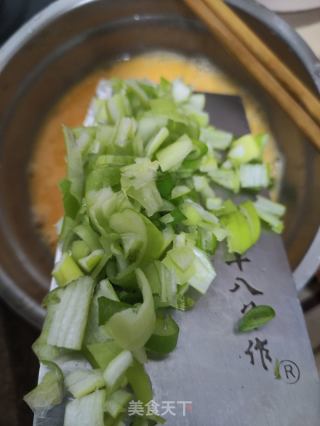 大葱炒鸡蛋的做法步骤：4