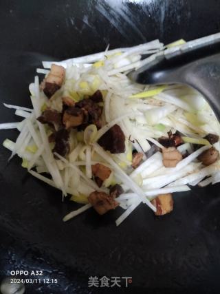 萝卜丝炒肉的做法步骤：5