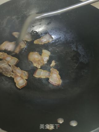 腊肉炒茨菇的做法步骤：5