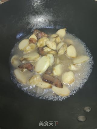 腊肉炒茨菇的做法步骤：7
