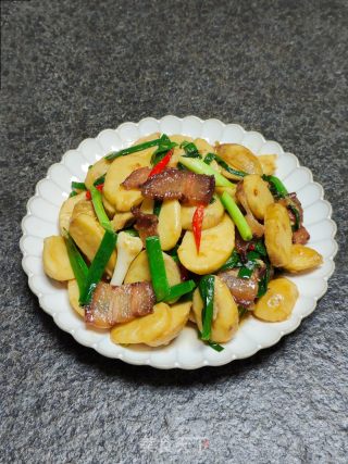 腊肉炒茨菇的做法步骤：10