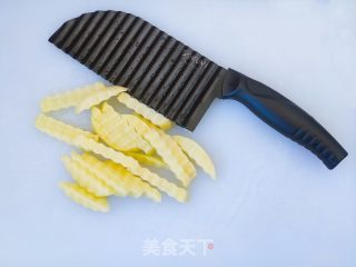 狼牙土豆条的做法步骤：2