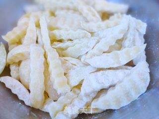 狼牙土豆条的做法步骤：4