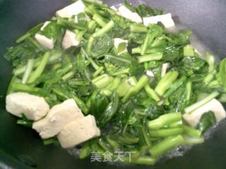 冻豆腐炒油菜蕻的做法步骤：5
