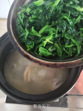 菠菜排骨汤的做法步骤：6