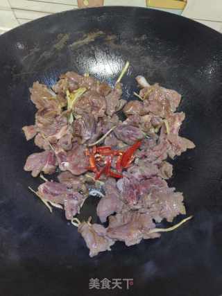 小炒牛肉的做法步骤：10
