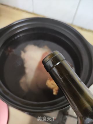红酒肘子的做法步骤：5