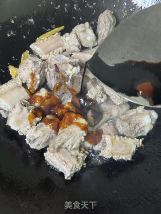 腊肠排骨焖饭的做法步骤：6