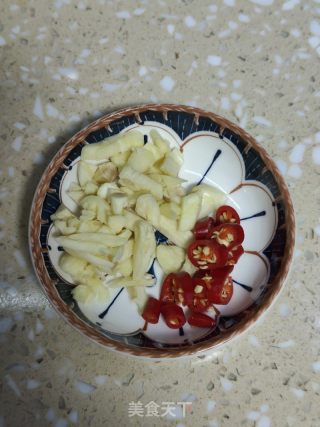 莴笋炒肉的做法步骤：6
