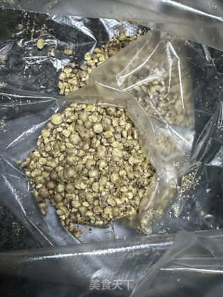 胡椒粉肠猪心汤的做法步骤：2
