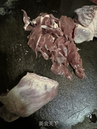 胡椒粉肠猪心汤的做法步骤：6