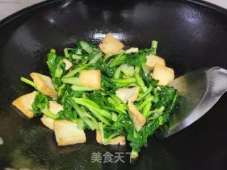 黑白菜炒豆腐的做法步骤：3