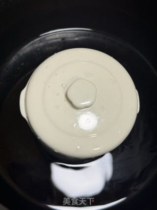 羊肚菌鱼胶排骨汤的做法步骤：3