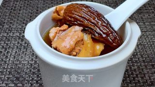 羊肚菌鱼胶排骨汤的做法步骤：6