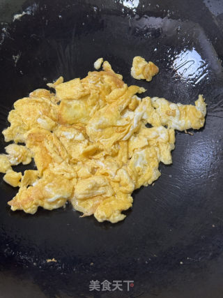 酸豆角炒鸡蛋的做法步骤：5