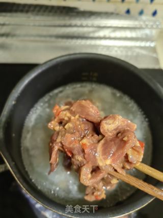 菠菜拌牛肉的做法步骤：6