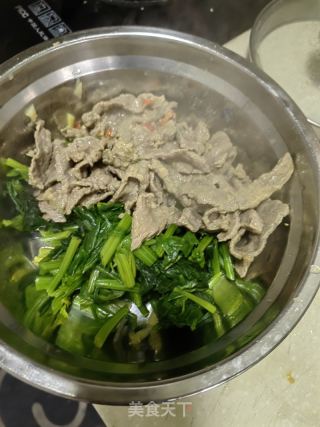 菠菜拌牛肉的做法步骤：10