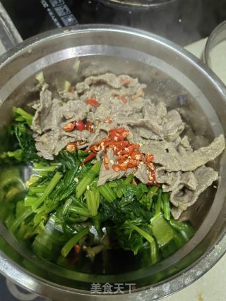 菠菜拌牛肉的做法步骤：11