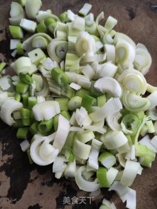 八宝菜炒肉片的做法步骤：2