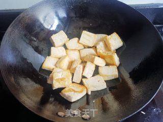 红汤老豆腐炖鲢鱼头的做法步骤：4