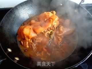 红烧蹄髈的做法步骤：8