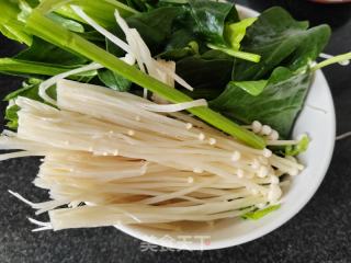 捞汁水煮菜的做法步骤：1