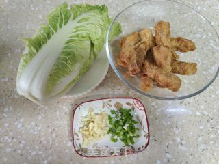 腐卷炖白菜的做法步骤：1