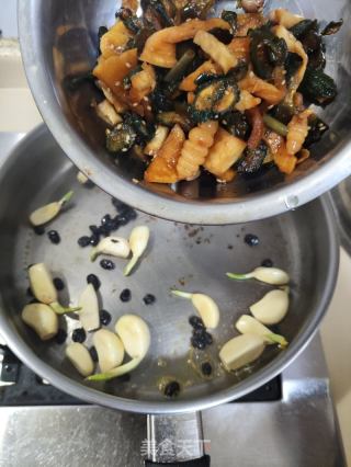蒜香八宝菜的做法步骤：6