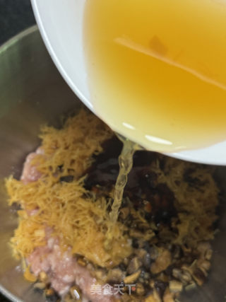香菇干贝肉包的做法步骤：8
